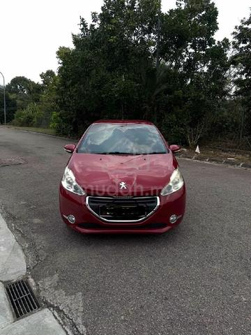 2014 Peugeot 208 1.6 VTI ALLURE (A) - 1