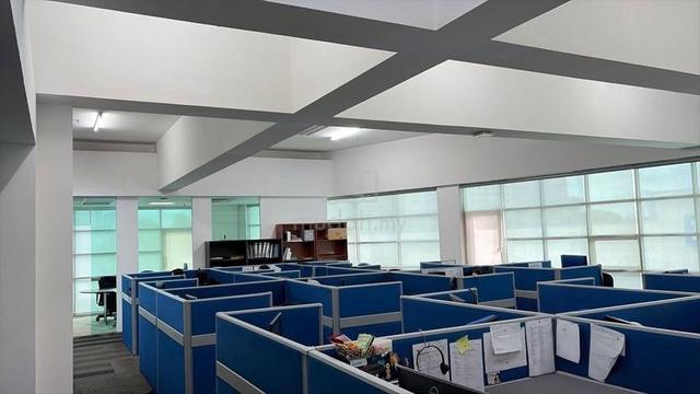 Egate Gelugor office lot for rent 1