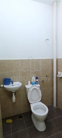 2.5 Storey Terrace House @ Taman Scientex Senai For Rent 5
