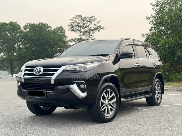 2018 Toyota FORTUNER 2.4 VRZ 4X4 VNT Full Spec Di - 1