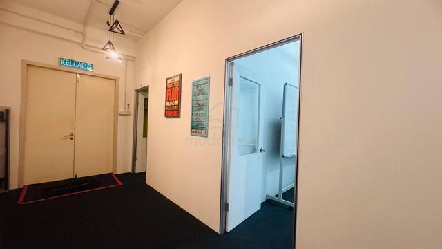Furnished Kenwingston Business Centre Office 4rooms For Rent Cyberjaya 1