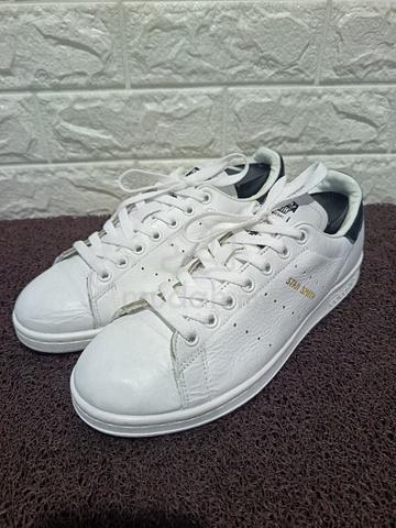 Carousel Image