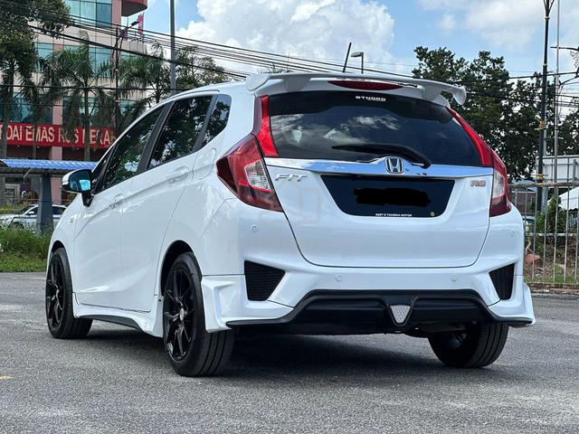 2018 Honda JAZZ 1.5 E MY2014 FACELIFT (A) - 4