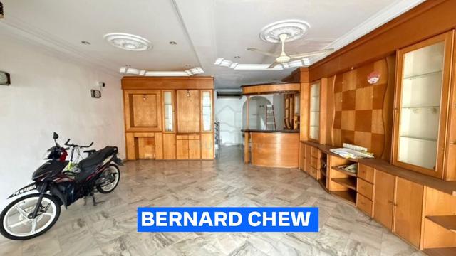 [4 Carpark House Sale] 2 Storey Pantai Jerjak Bayan Lepas Queensbay 1