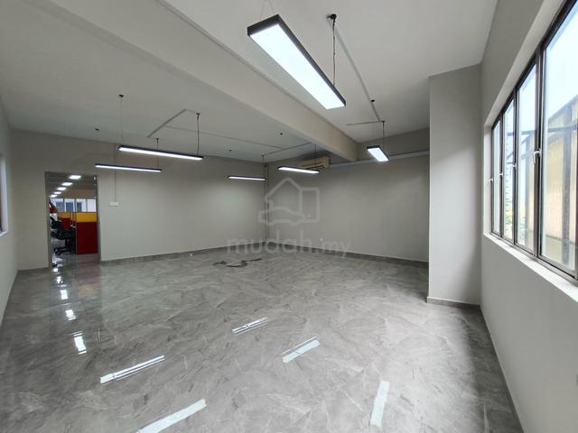 NEWLY RENOVATED OFFICE For Rent Meru Klang Town LRT Bukit Raja 1