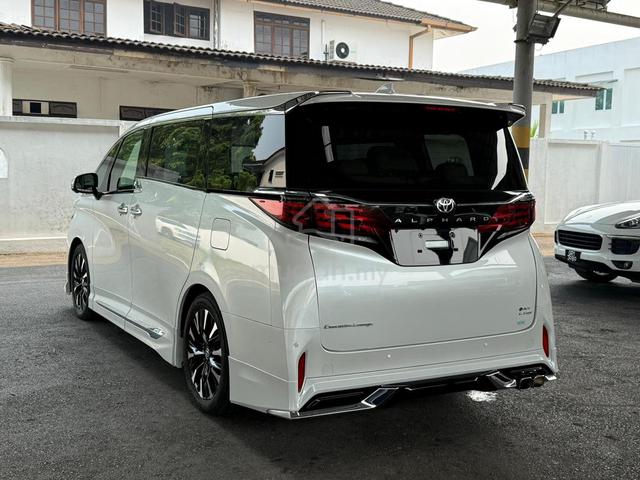2024 Toyota Alphard Executive Lounge 2.5 E-Four - 3