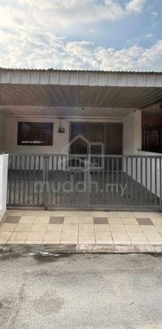 Single storey link house for sale 1