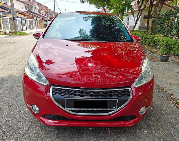 Peugeot 208 1.6 (A), 2014 - 2