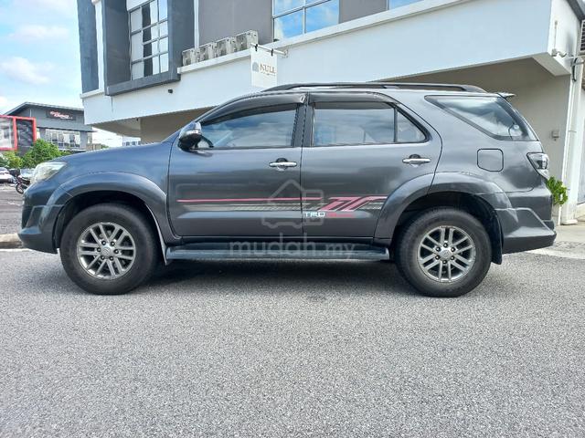 2015 Toyota FORTUNER 2.5 G (A) TRD SPORTIVO DIESEL - 2