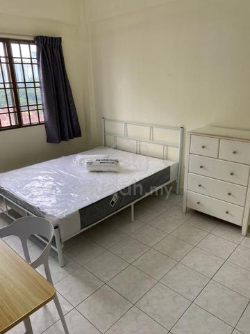 Master Room Pelangi Damansara Condo F/F FREE WIFI Utilities Non Smoker 1