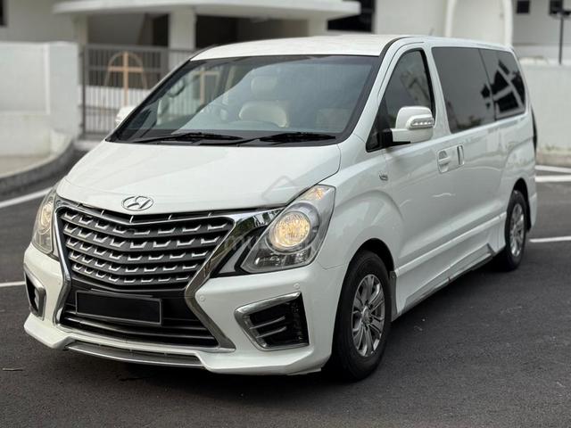 2016 Hyundai GRAND STAREX ROYALE 2.5 (A) TIPTOP - 1