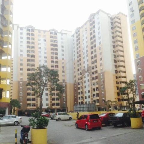 Lagoon Perdana 1
