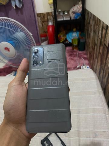realme Gt master - photo 2 of 2
