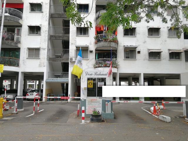 Desa Rahmat Apartment 1