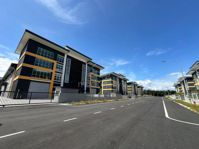 3.5 sty semiD Factory for Rent Meru, Klang 1
