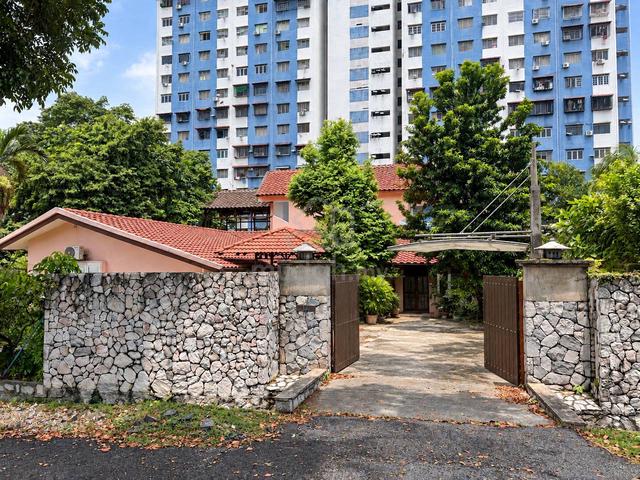 FREEHOLD 7786 SQFT🔥 Bungalow 1.5 Storey SS 1 Kampung Tunku PJ SS1 1