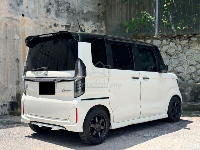 Honda N BOX 660 CUSTOM G (A) REG YEAR 2022 - 4