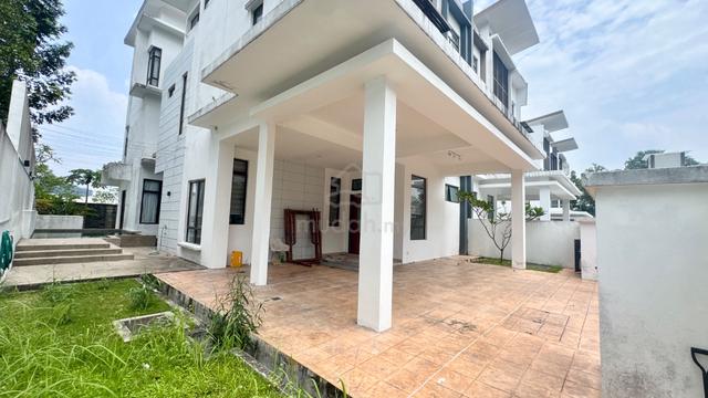 Kemensah Heights | Executive Living in a Private Green Retreat 1