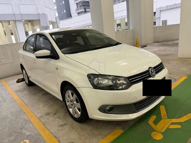 2015 Volkswagen POLO 1.6 FACELIFT (A) - 1