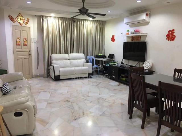 Double-Storey Corner Terrace House at Taman Putra Prima, Puchong 1