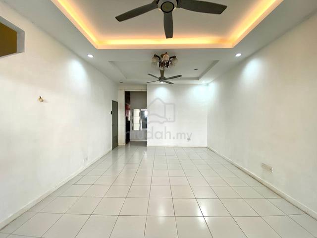 Teres 2 Tingkat, Taman Alam Indah, Seksyen 33 Shah Alam. Renovated. 1