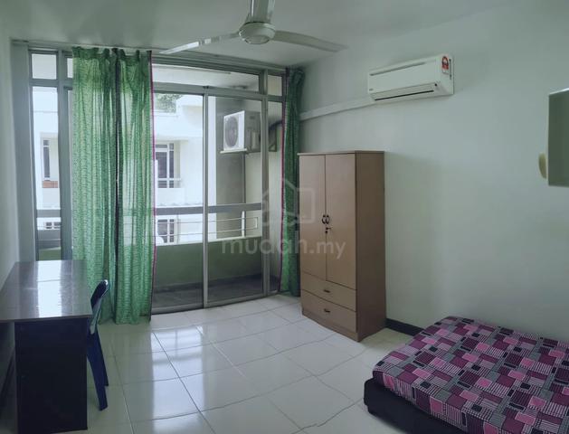 Single Female Room to Rent at Cyberia SmartHome,TownVilla (near MMU) 1
