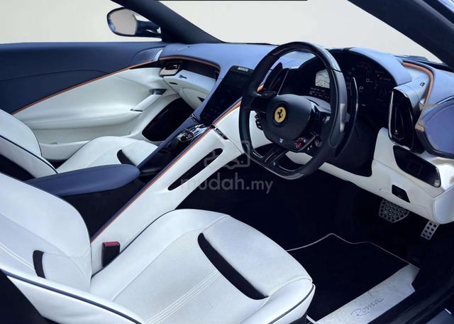 2022 BOOKNOW BLUE 3k KM Ferrari ROMA 3.9 - 2