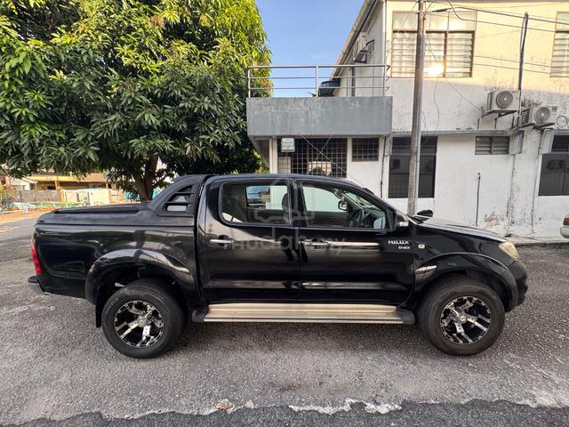 2011 Toyota HILUX 2.5 G (A) - 4