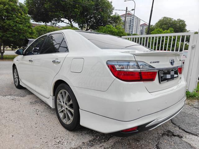 Full Service Toyota 2018 CAMRY 2.5 HYBRID LUXURY - 4