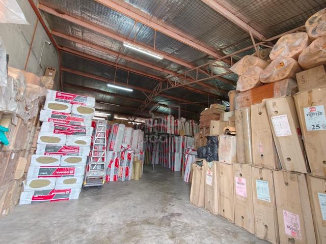 Taman Johor Single Storey Semid Factory Good Condition For sale 1