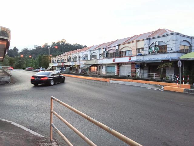 Bandar Indah vacant first floor 1
