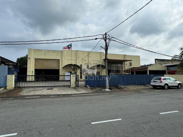 1 Storey Terrace Semi-D Factory Kawasan Perindustrian Nilai 3, Nilai 1
