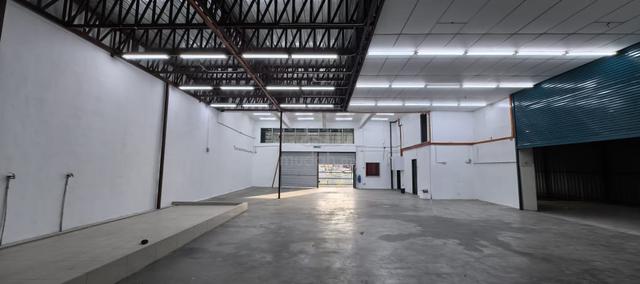 1.5 Storey Semi-D Factory (Q1431) 1