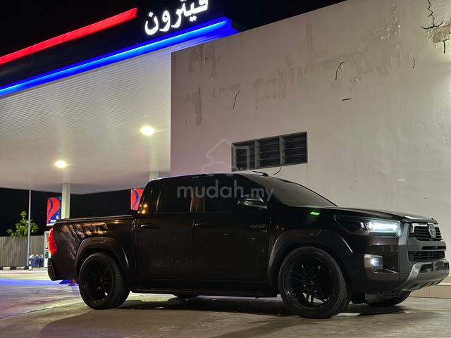 2022 Toyota HILUX 2.8 ROGUE (A) - 4