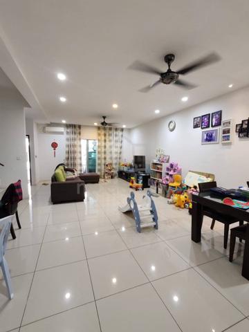 【Renovated】Nusa Idaman Precint 8 Double Storey Terrace Near Tuas 1