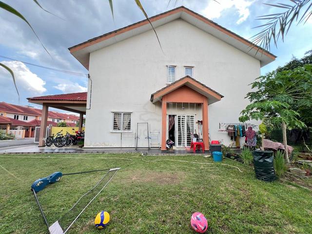 FACING PLAYGROUND Corner Lot Teres 2 Storey Taman Idaman Murni Sepang 1
