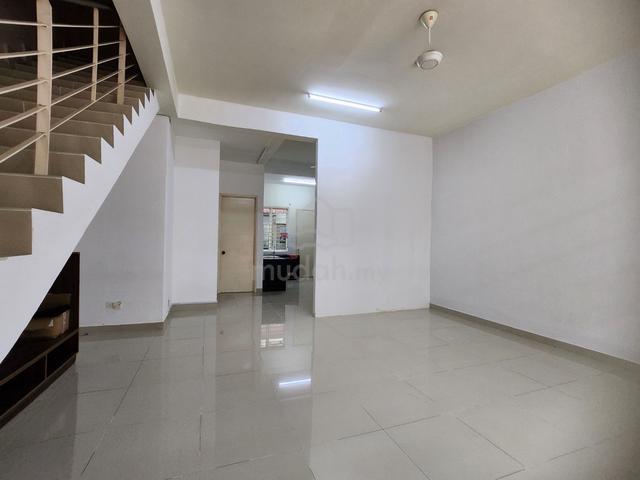 2-Storey house @ Ampang Saujana for RENT 1