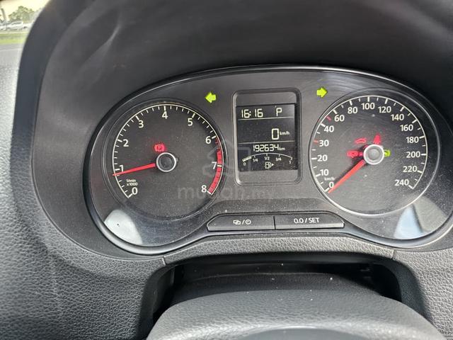 Cash&Full Loan 2015 Volkswagen POLO 1.6 (A) - 5
