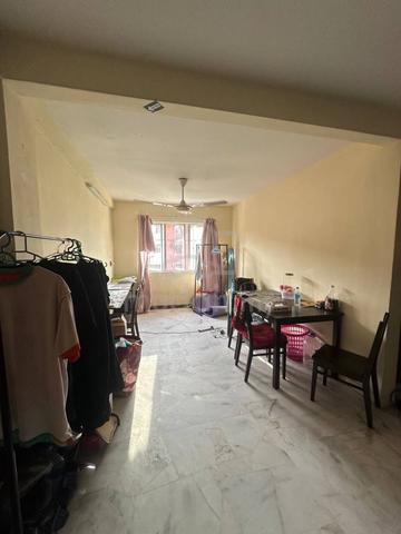 Flat PKNS Seksyen 7 Shah Alam 1