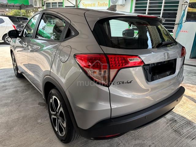 2016 Honda HR-V 1.8 V (A) - 2 YEARS WARRANTY - 5
