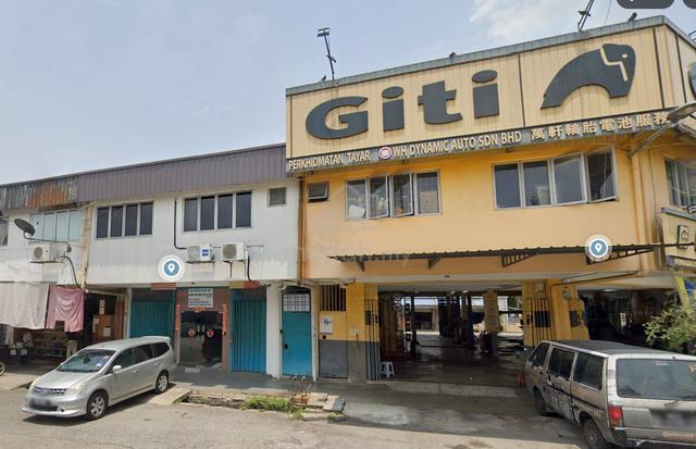 Kawasan Perusahaan Bukit Angkat 1.5 Storey Terrace Factory for Sale 1