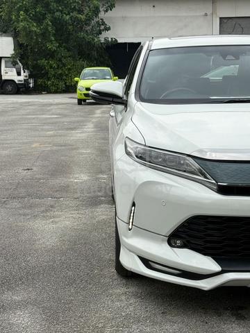 2018 Toyota HARRIER 2.0 TURBO (A) - 2