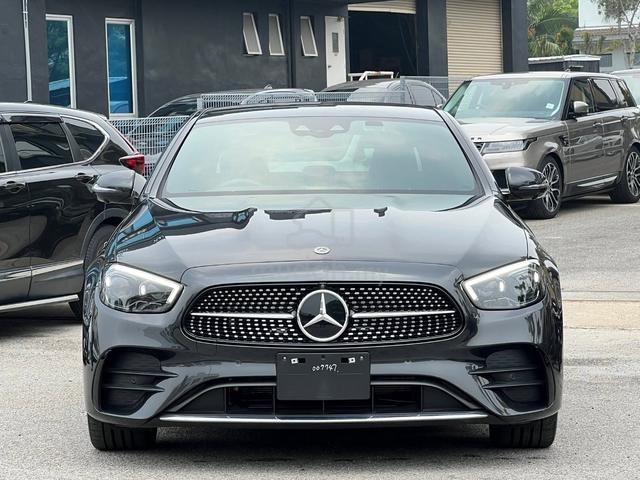 2022 Mercedes Benz E-200 Sedan AMG Line (JAPAN) - 4