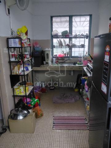 Desa Petaling Flat 1