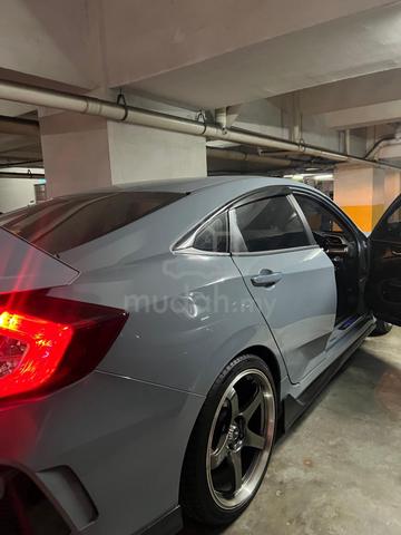 2016 Honda CIVIC 1.5 TC (A) - 4