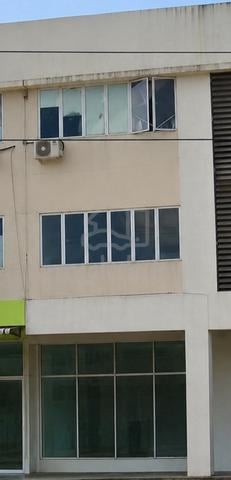 3-Storey  Bintulu Shoplot for rent 1