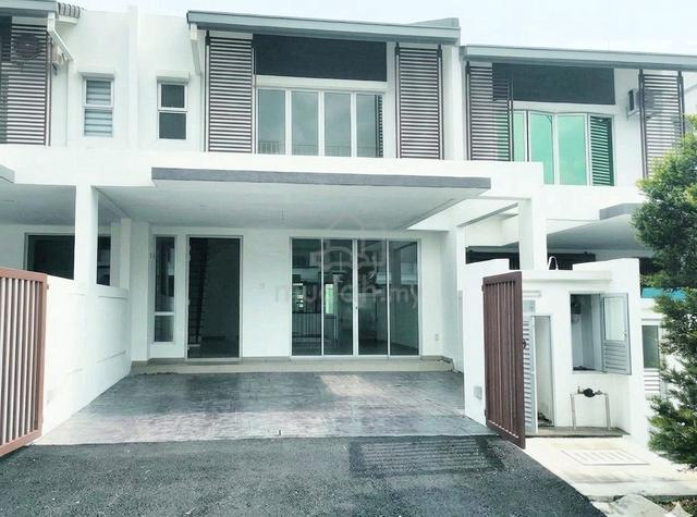 TERMURAH! Double Storey Terrace, Dayana Nilai Impian, Nilai 1