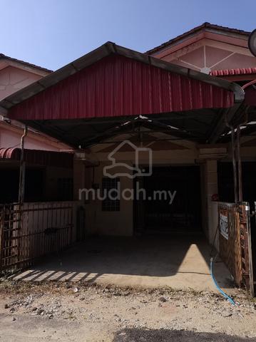 Rumah Teres 2 Tingkat Kota Jembal 3 Bilik, 2 Bilik Air Nego 1