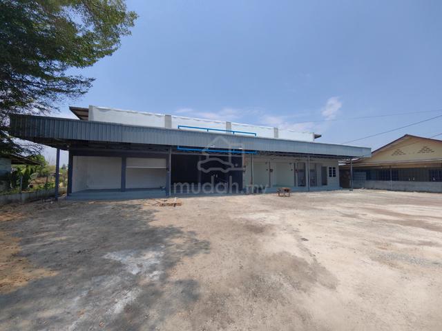 Kuala Besut warehouse gedung 4000sqfts w big Parking space 1
