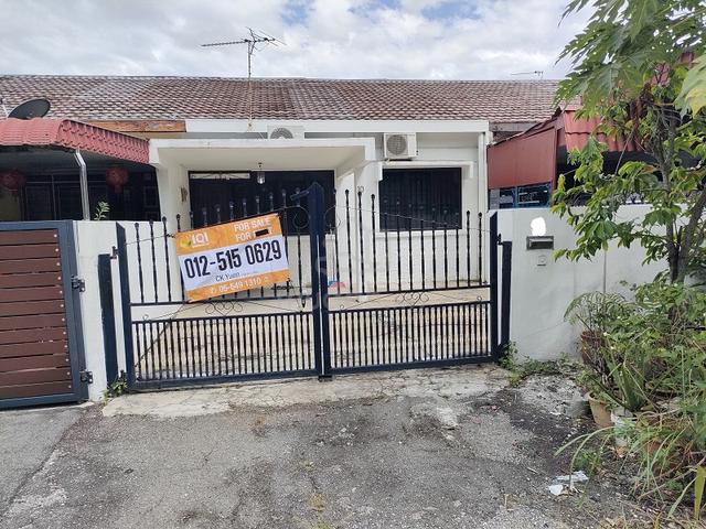 Single Storey Terrace House at Taman Ipoh Timur, Perak 1